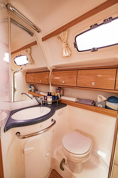 Innenansicht-6 Bavaria 42